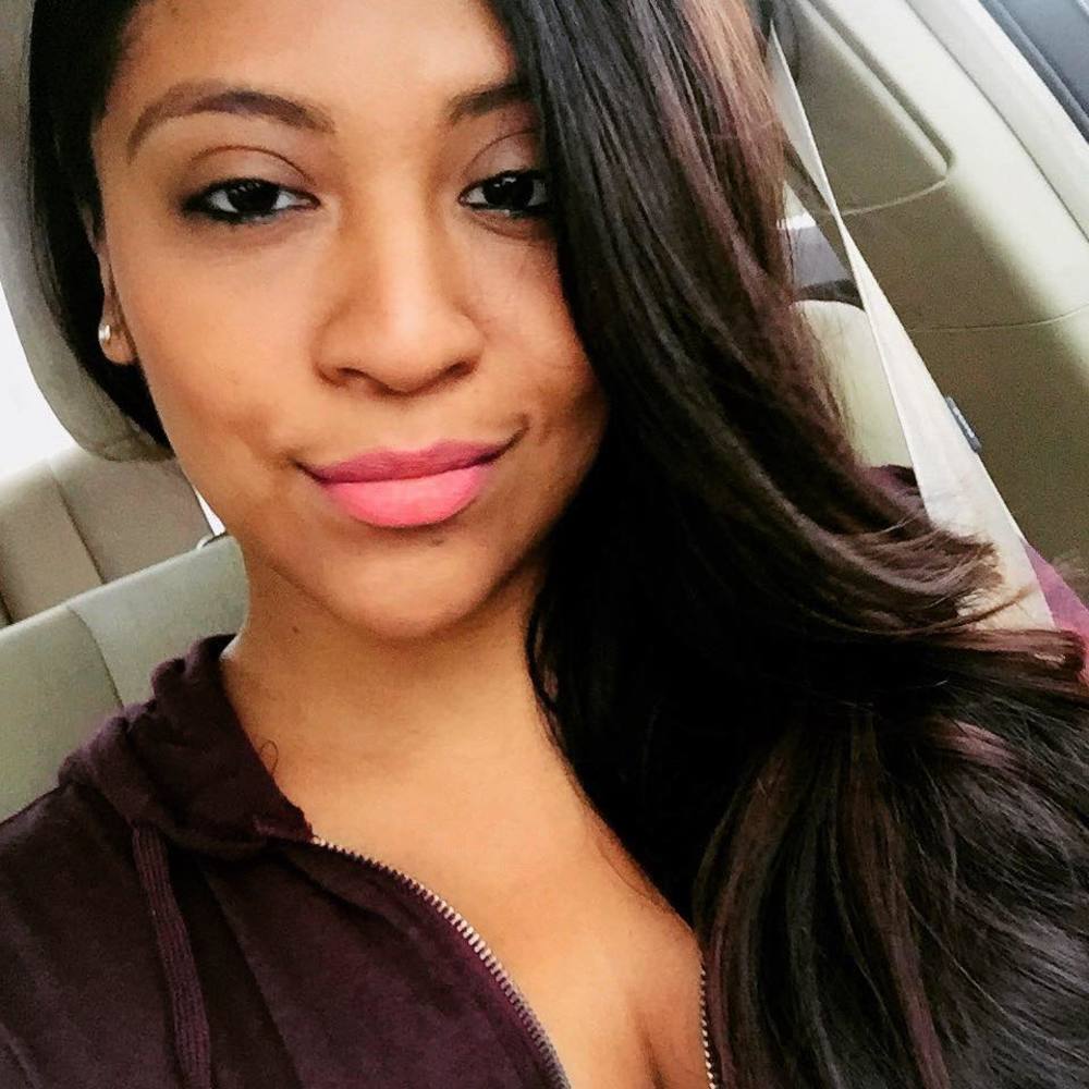 Meet your Posher, Mayra